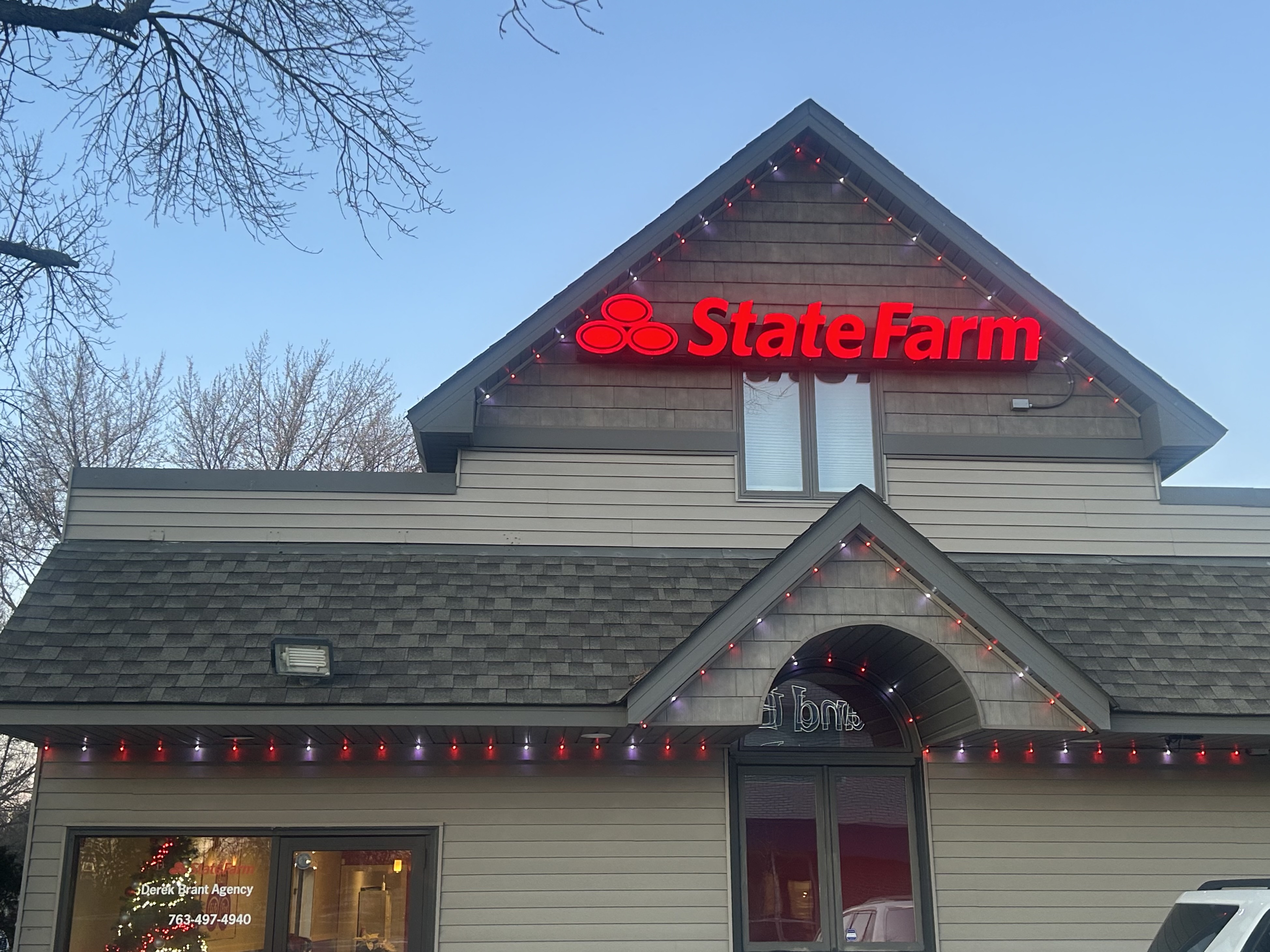 Permanent lighting installed at a commercial property in St. Michael, MN